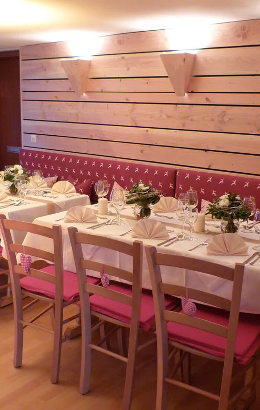 Sản phẩm eventlocation stuttgart city 700x1100 — Restaurant Tauberquelle — MST EU2467894